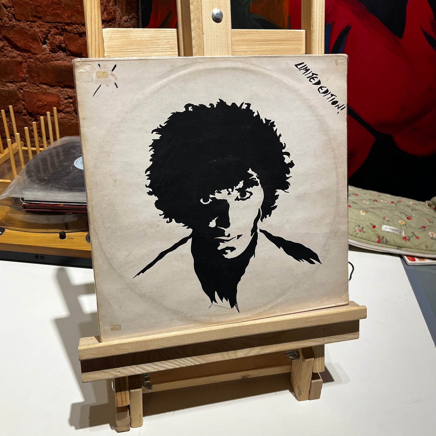 AKA And The Charlatans - Heroes Are Losers